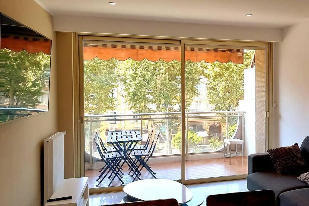 Immeuble Le Regency, Appartement 4 Pieces, 80 Metres De La Plage Menton Extérieur photo