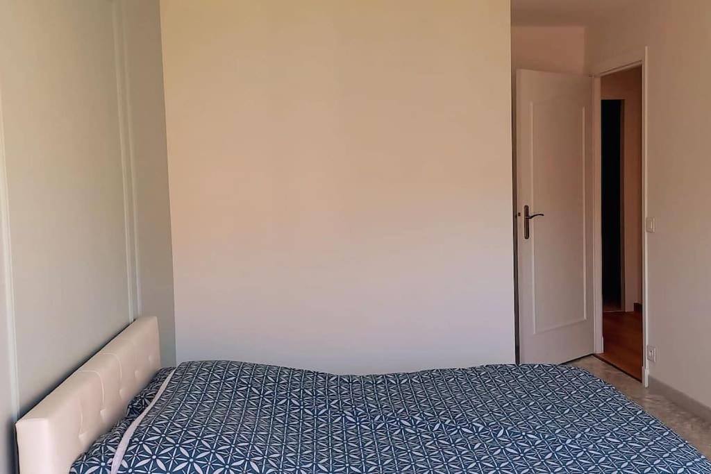 Immeuble Le Regency, Appartement 4 Pieces, 80 Metres De La Plage Menton Extérieur photo