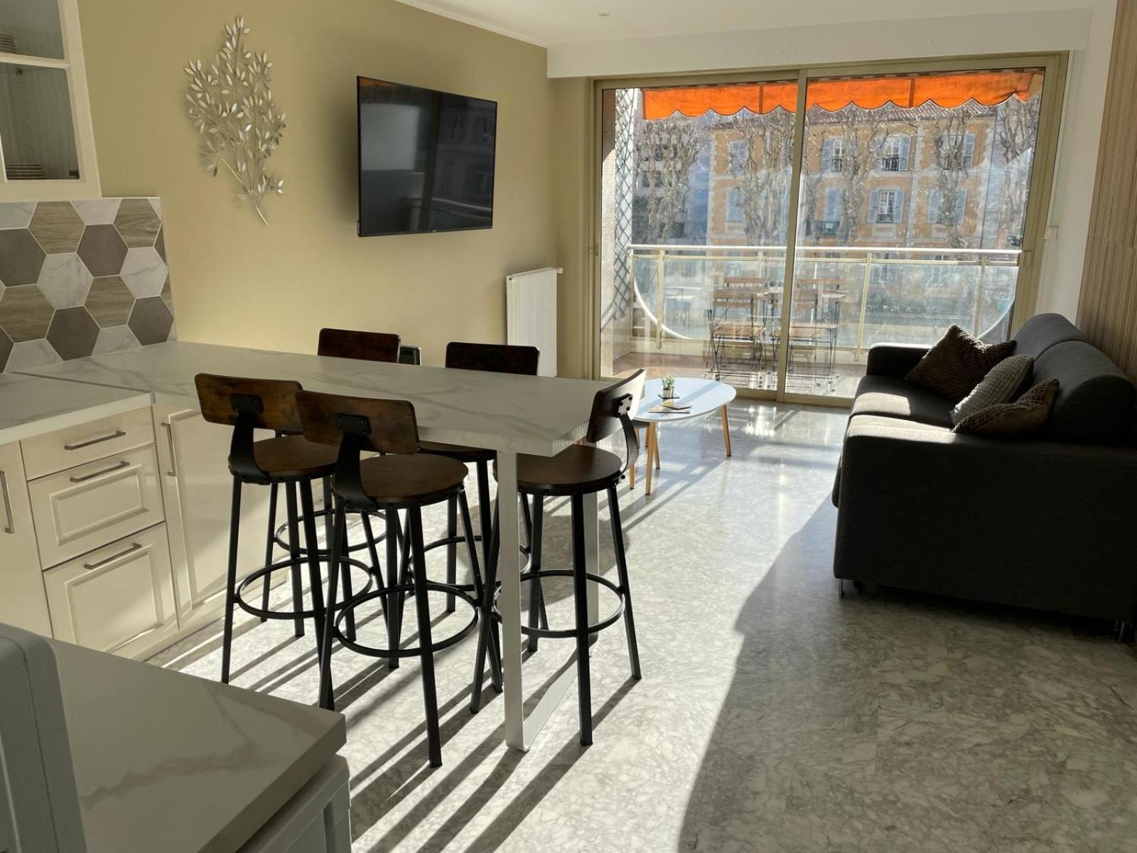 Immeuble Le Regency, Appartement 4 Pieces, 80 Metres De La Plage Menton Extérieur photo